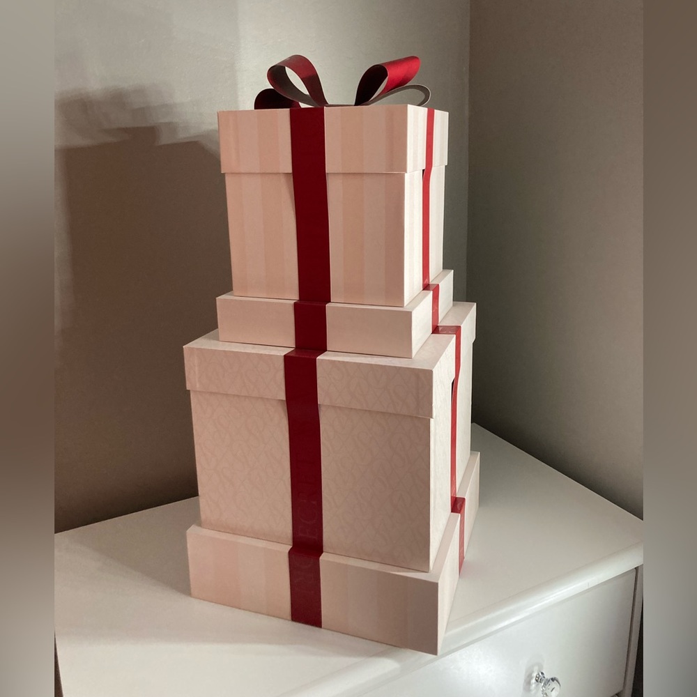 Super Cute Victoria’s Secret Present Stack